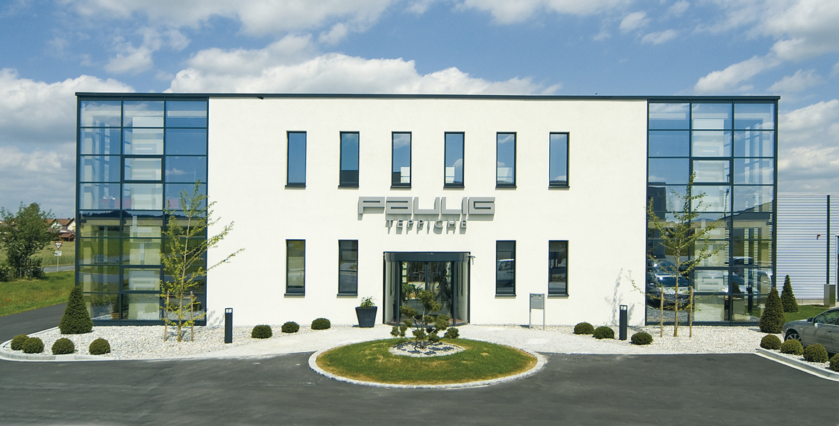 paulig1750-teppichweberei-manufaktur-standort-gebaude Unser Hauptgebäude in Schwarzach am Main.